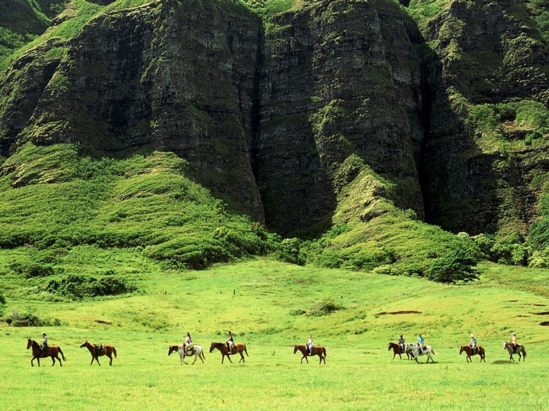 ST-HAWA001@Kualoa Ranch.jpg