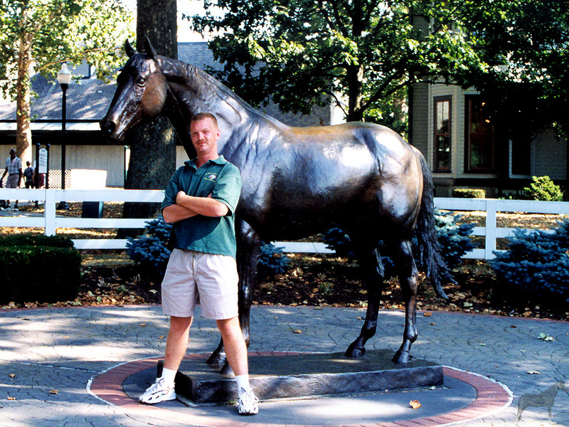 Equus-SDC12 Bama@Secretariat Memorial.jpg