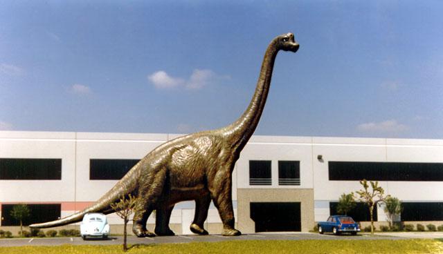 dinosaur01-sculpture-by Martina Bahri.jpg